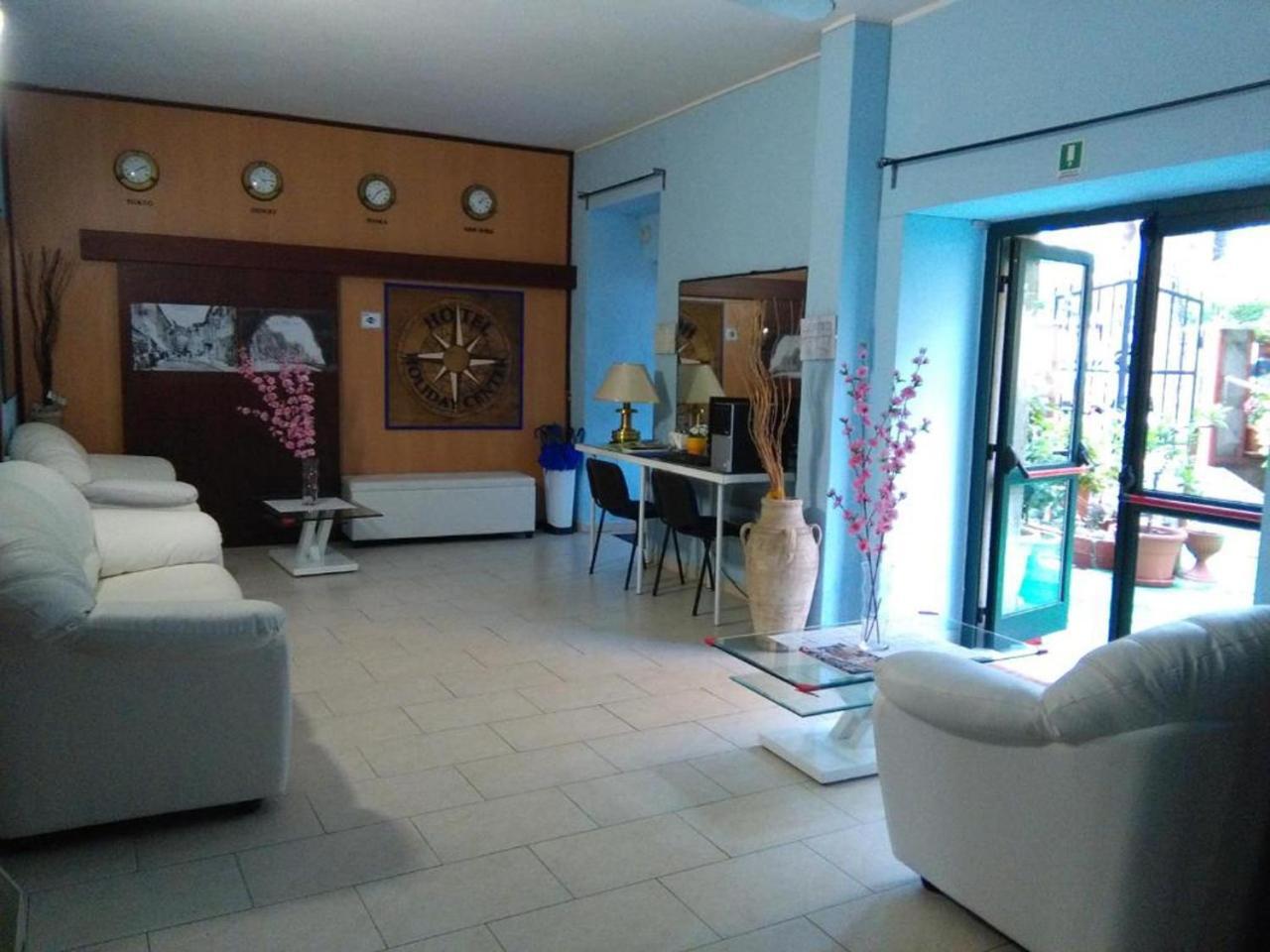 Piccolo Hotel Holiday Center Finale Ligure Extérieur photo